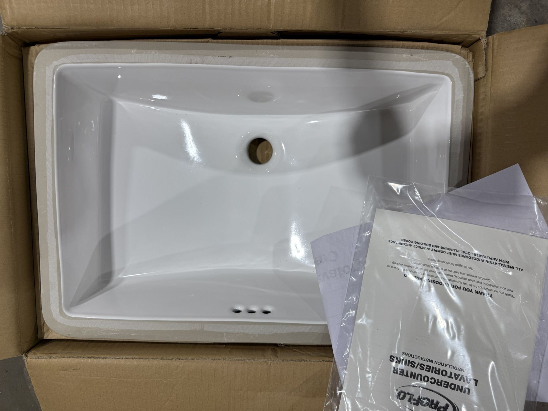 PROFLO Norris 21" Rectangular Vitreous China Undermount Bathroom Sink with Overflow