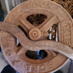 Yale Chain Hoist