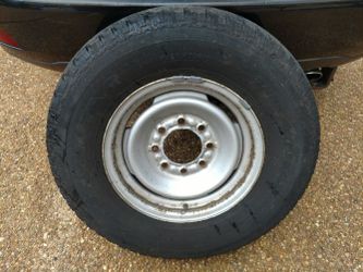 GoodYear p265 70R 16 on 8 lug rim spare