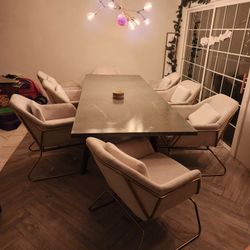 8 Modern dining chairs