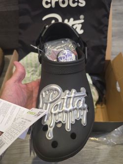 CROCS X PATTA (BLACK PATTA) SIZE 10