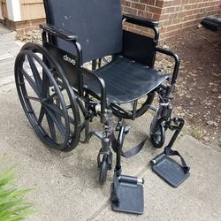 Drive wheelchair