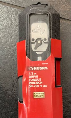 Husky 1/2” Drive Torque Wrench, 50-250 foot lbs.