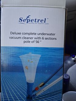 Underwater vacuum cleaner