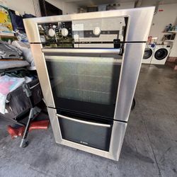 Bosch 300 Series  HBL3550UC Double Electric Oven