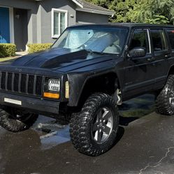 Jeep Cherokee 