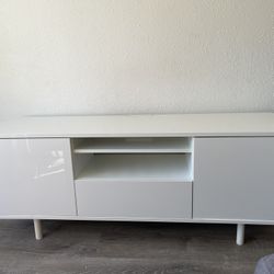 White Tv Stand