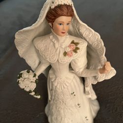 LENOX Bride Statue