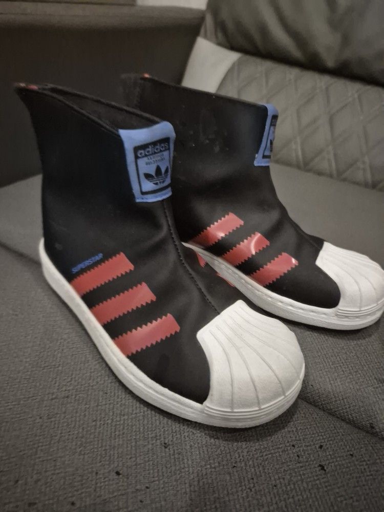 Free Youth Adidas Shoes