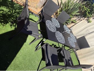 Patio furniture  outdoor dining set brand new