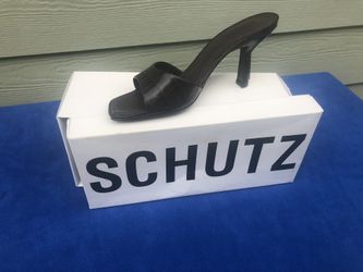 Shoes (Schutz)