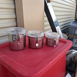 KITCHEN CANISTERS