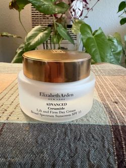 Elizabeth Arden Lift & Firm Day Cream
