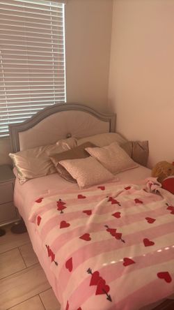 rooms to go furniture set