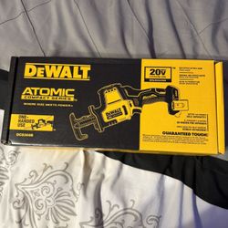 Dewalt ATOMIC 20V MAX Cordless Brushless Compact Reciprocating Saw (Tool Only)