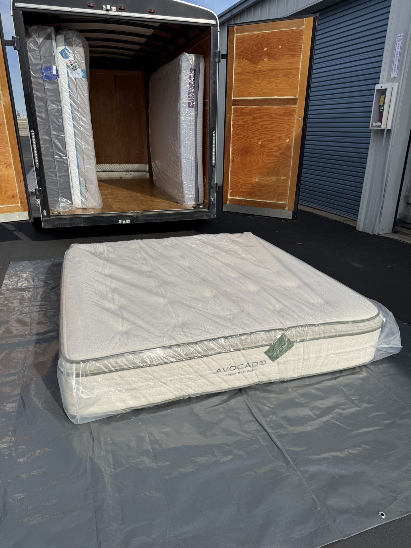 NEW KING SIZE AVOCADO MATTRESS PILLOW TOP HYBRID