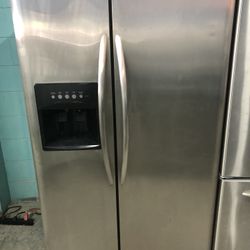Stainless Side By Side Refrigerator 