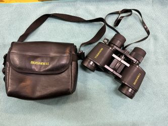  BUSHNELL POWERVIEW 10x50 Wide FOV 341FT With Shoulder Case 