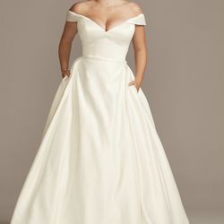 Wedding Dress Size 24