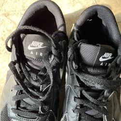 Nike Air Max Excee Black 