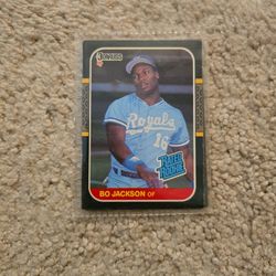 Baseball Cards  (Barry Bonds, Bo Jackson And More)