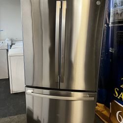 NEW OPEN BOX GE COUNTER DEPTH FRENCH STYLE REFRIGERATOR 