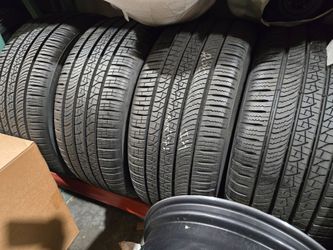99% New BMW i4 19" Tires Staggered 255 245