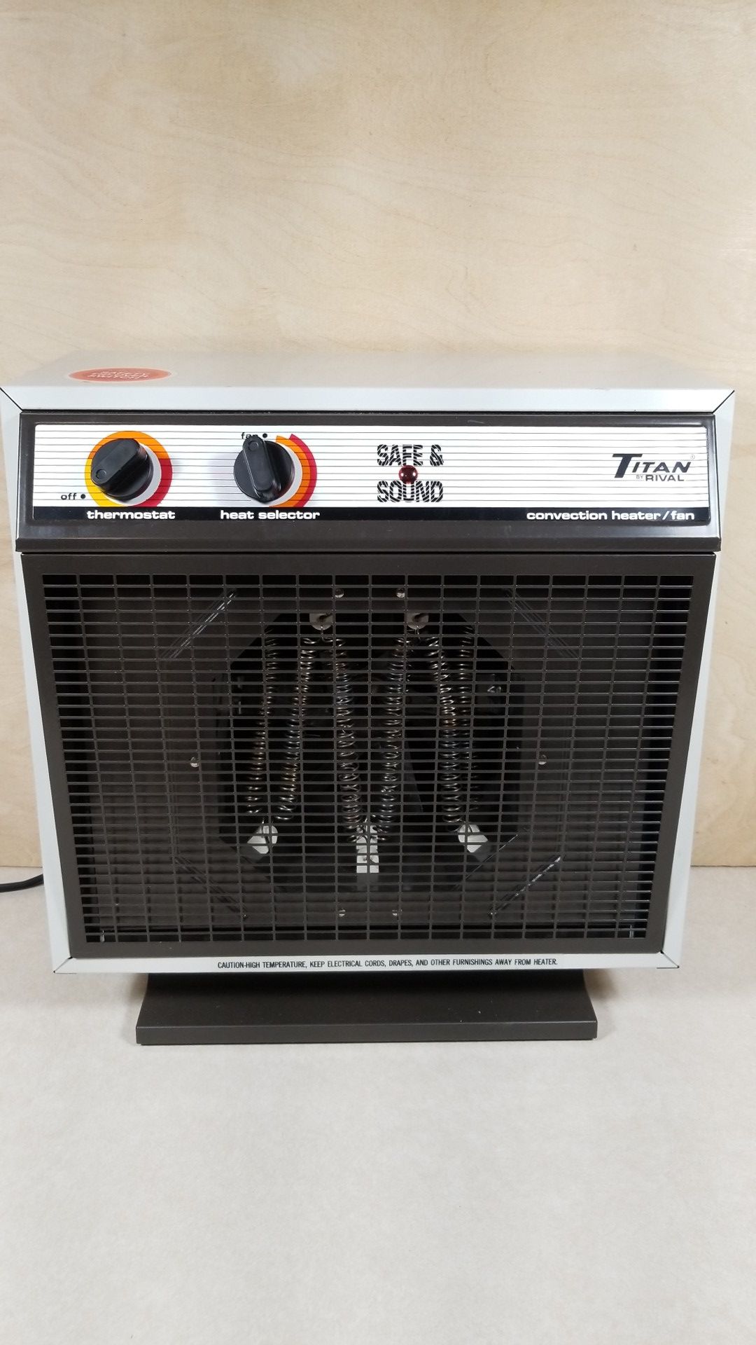 Titan 1500w space heater