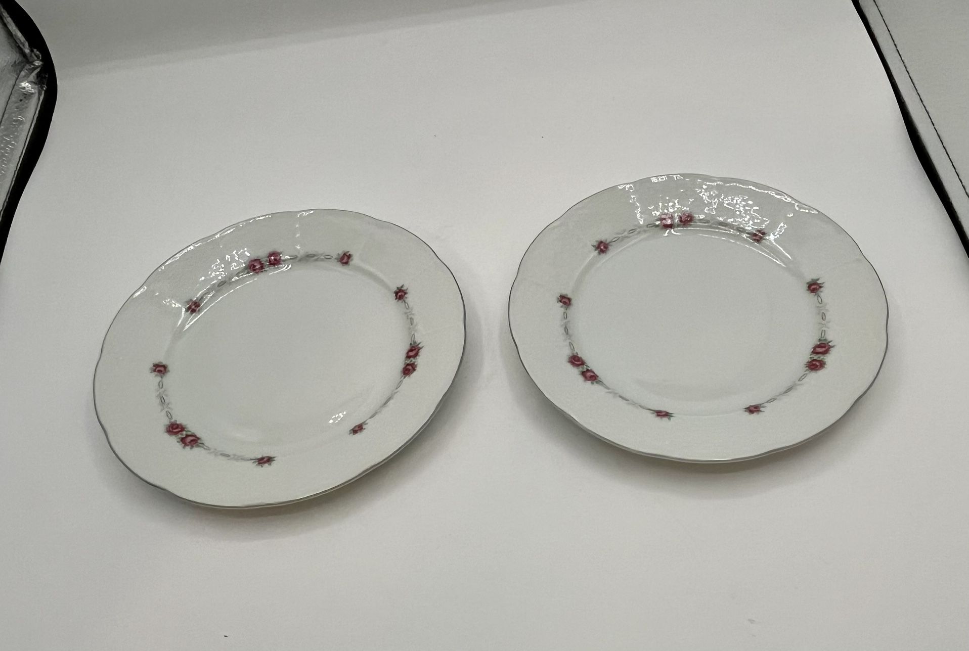 Elegant Floral Dinner Plates from Czechoslovakia