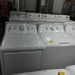 Ge Washer And Dryer Set 
