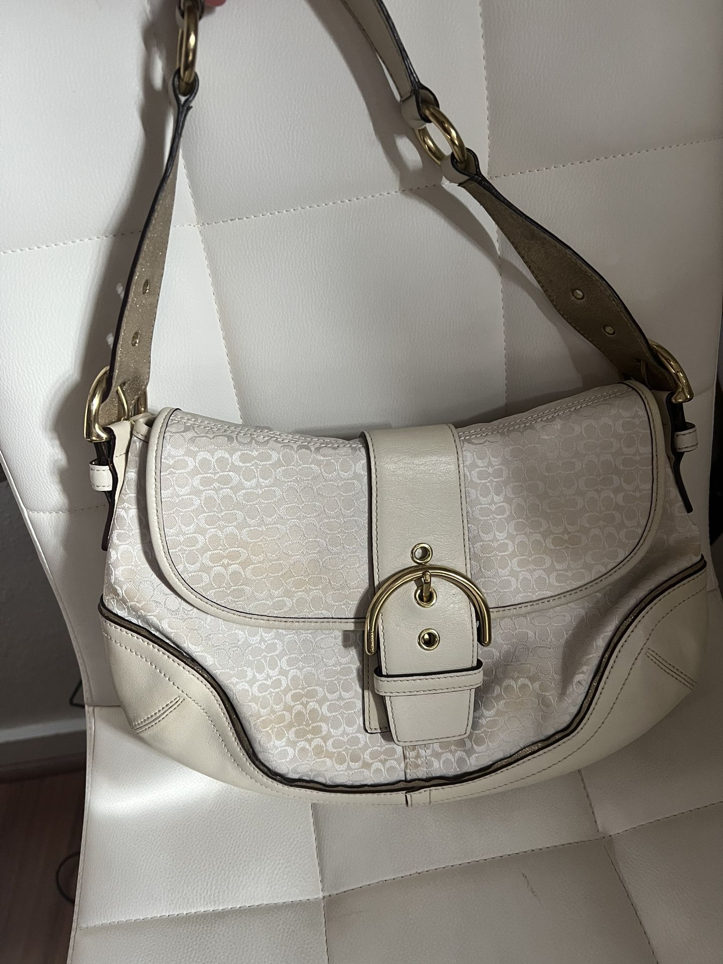 White/gold Coach Soho Bag