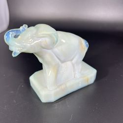 Boyd Art Glass Zack The Elephant Figurine Sandpiper