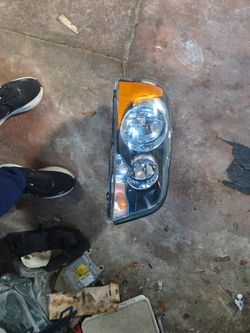 2015 To 2019 Mercedes-Benz GLA 250 Right Passenger Headlight