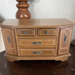 Wooden Jewelry Box 
