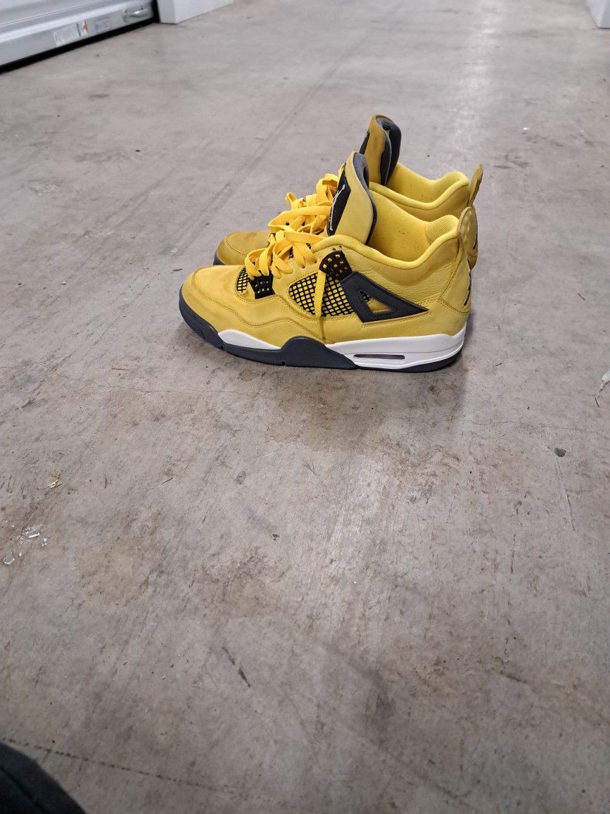Jordan 4s Lighting No Box Size 10 1/2