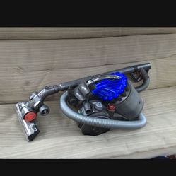 DYSON DC23 ANIMAL TURBINE-HEAD CANISTER HEPA VACUUM CLEANER ALL FLOORS 