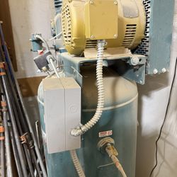 ESCURTIS, Air Compressor 