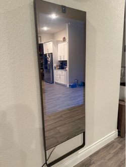 Lululemon Studio Mirror