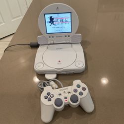 PS1 slim with lcd screen PlayStation 1
