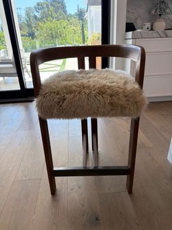 6 BRAND NEW bar stools for sale