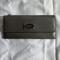 Michael Kors Women's Wallet Est. 1981