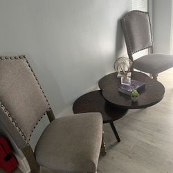 Set 2 Chairs And A Coffe Table 