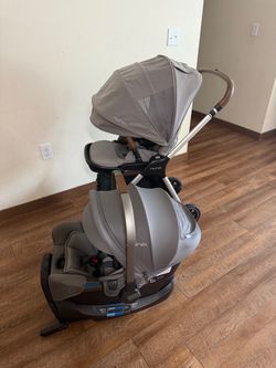 Nuna triv Stroller and car seat