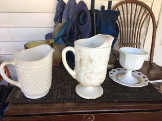 Milk glass / colored glass