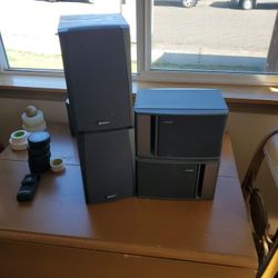 2 Pair Of Speakers. Bose and Boston Acoustics 