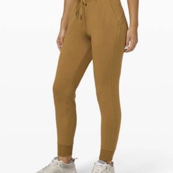 Lululemon Spiced Bronze Gold Warm Down Jogger 28” Size 4 Women’s