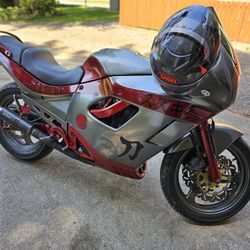 1992 Suzuki GSX600f. 