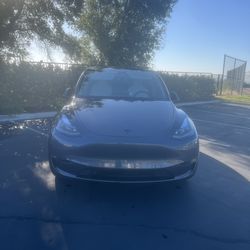 Tesla Model Y 2023 Long Range