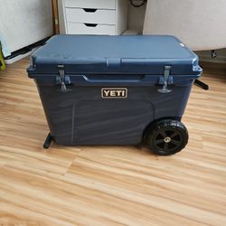 YETI TUNDRA HAUL