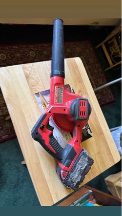 Milwaukee M18 Compact Blower